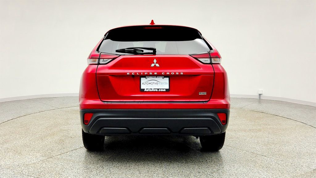 Used 2023 Mitsubishi Eclipse Cross LE image 6