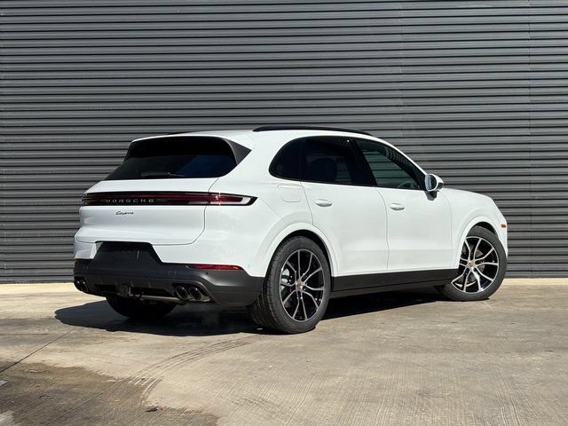 Used 2026 Porsche Cayenne AWD/4WD image 7