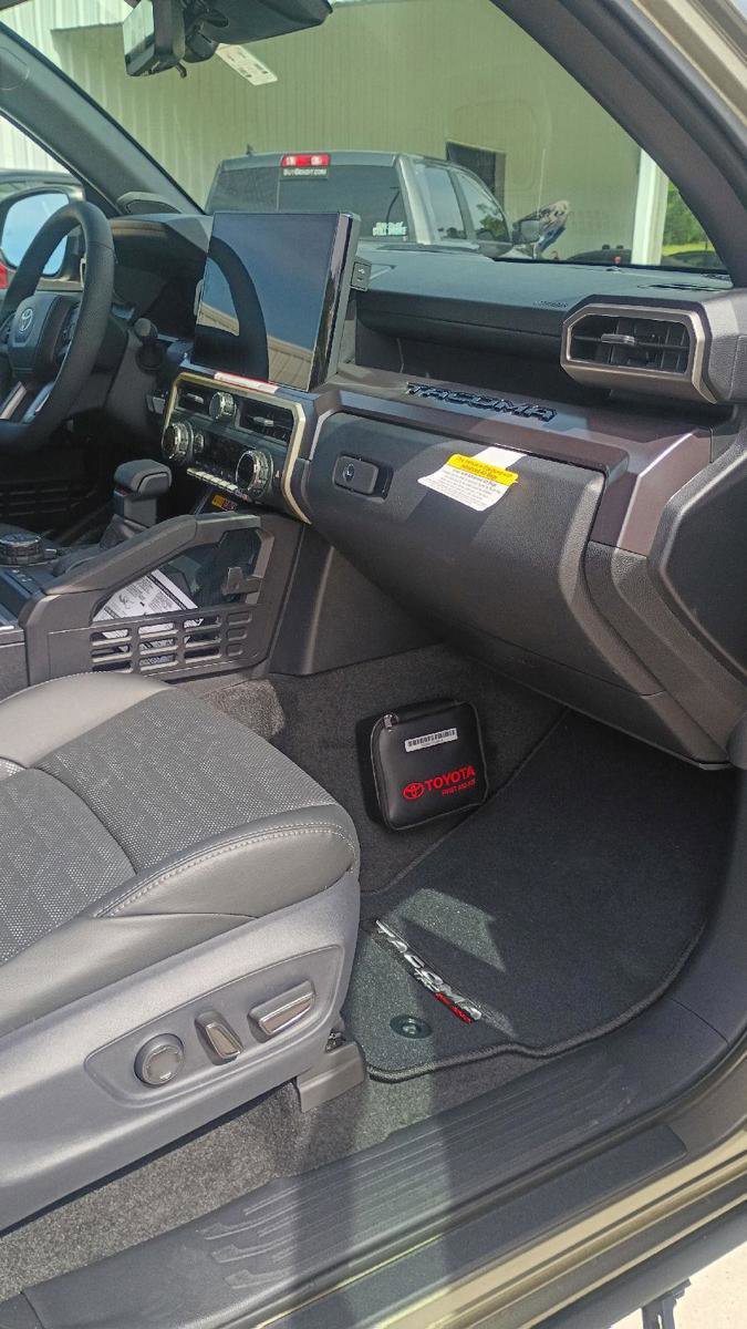 New 2026 Toyota Tacoma TRD Off-Road image 20