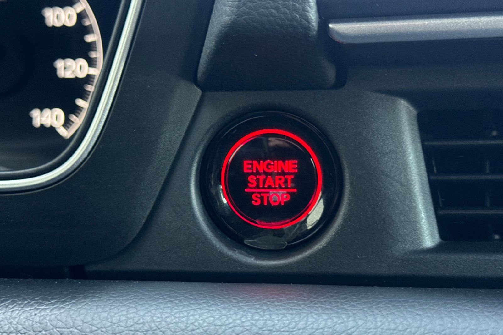 Certified 2023 Honda Pilot EX-L image 23