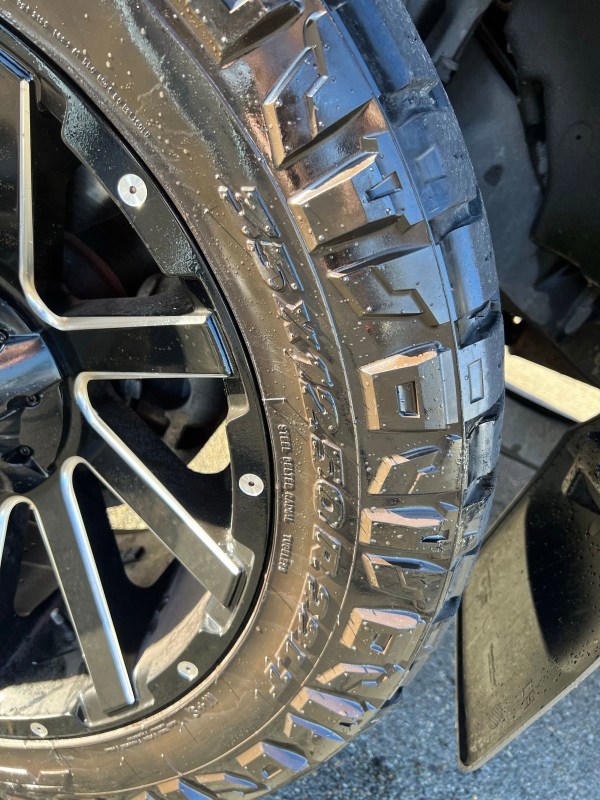 Used 2019 Ford F350 Platinum w/ Platinum Ultimate Package image 15