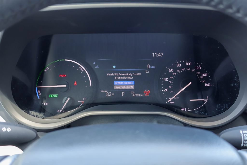 Used 2025 Toyota Sienna XLE FWD image 13