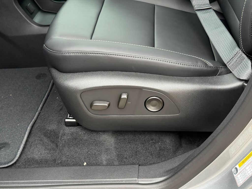 New 2026 GMC Acadia Elevation w/ Black Edition FWD image 12