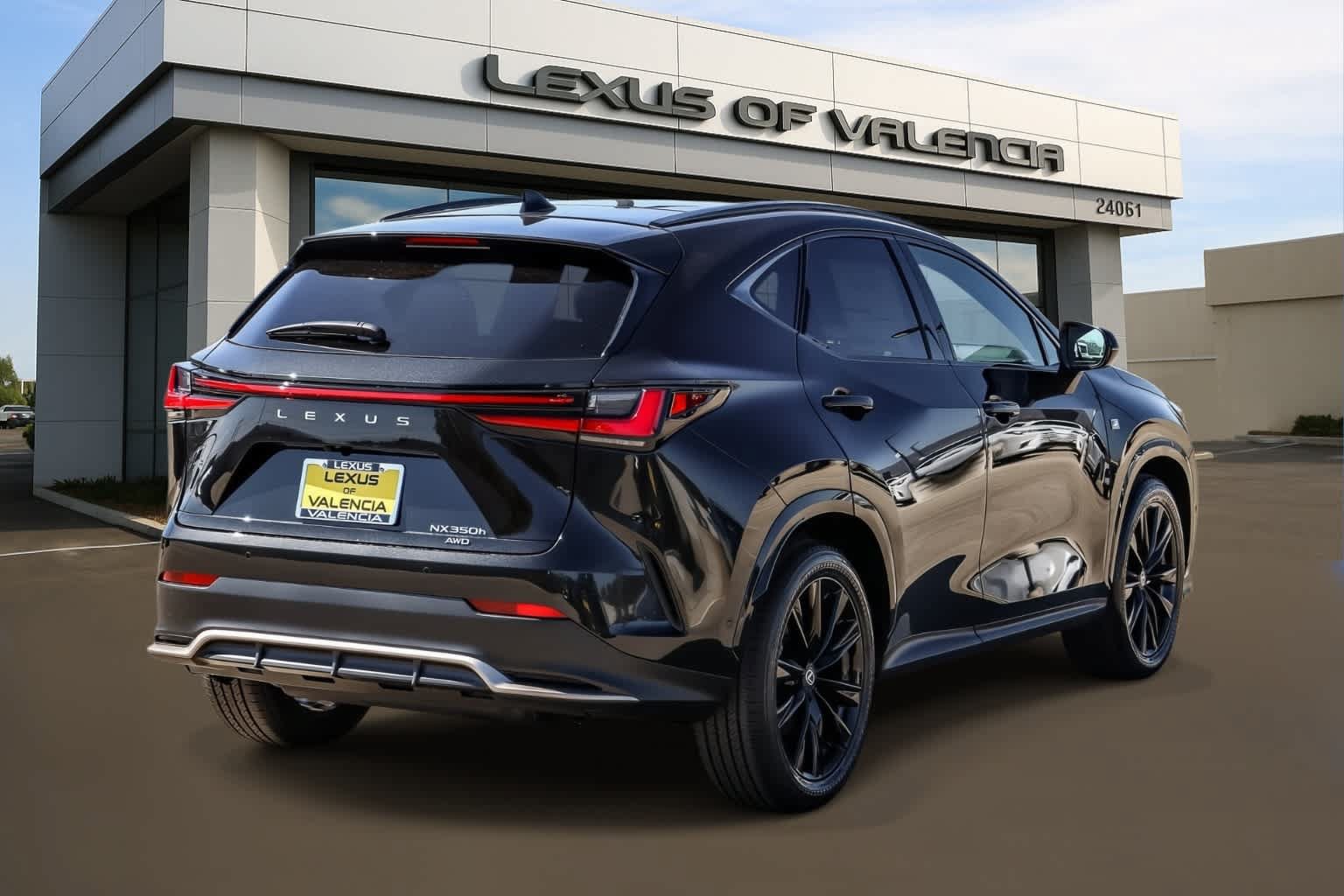 New 2026 Lexus NX 350h F Sport AWD/4WD image 4
