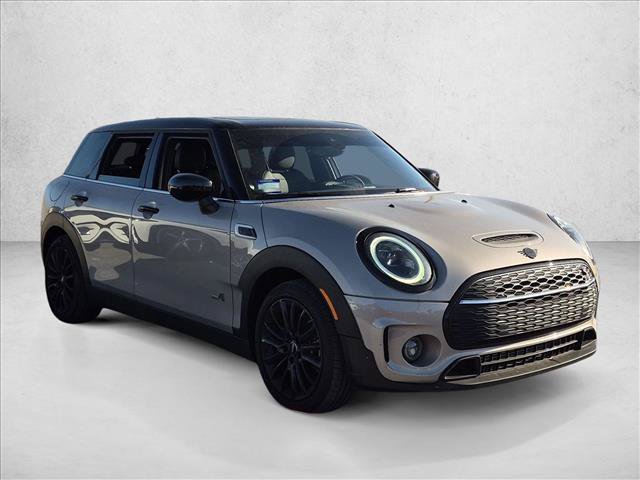 Used 2022 MINI Cooper Clubman S w/ Premium Package AWD/4WD image 3