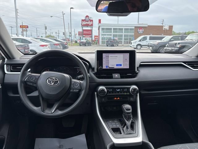 Used 2023 Toyota RAV4 XLE image 7