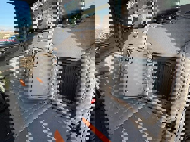 New 2026 GMC Sierra 1500 AT4 w/ Technology Package image 18