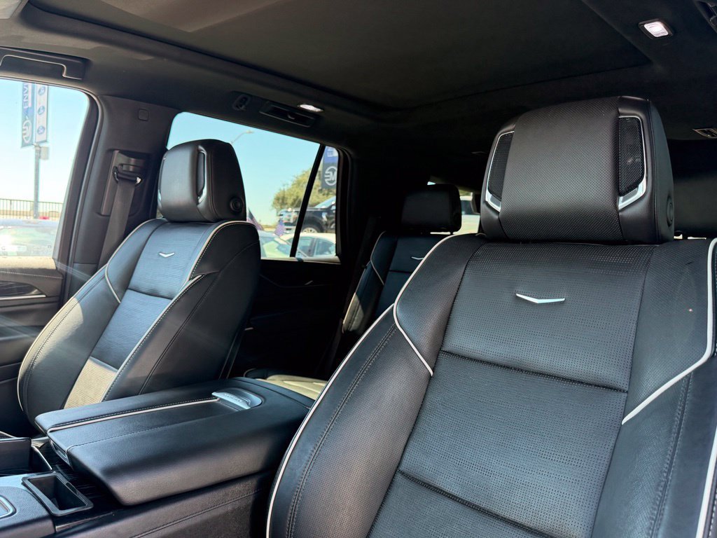 Used 2023 Cadillac Escalade Sport w/ LPO, ONYX Package RWD image 24