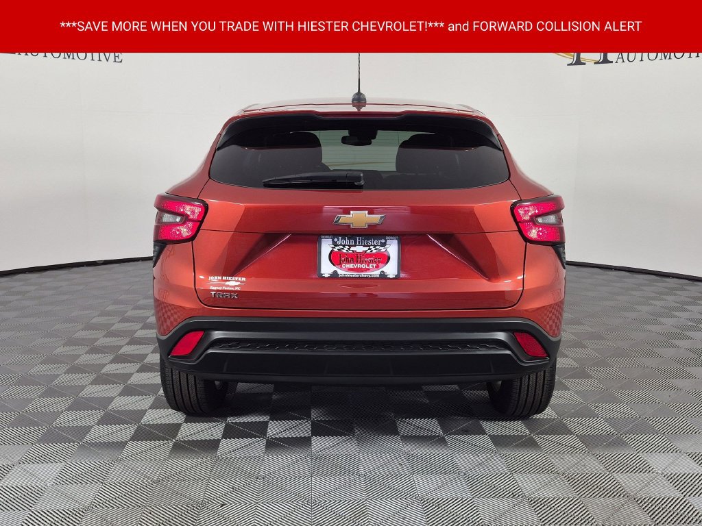 Certified 2024 Chevrolet Trax LS w/ LS Convenience Package FWD image 6