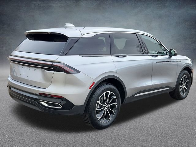 New 2025 Lincoln Nautilus Premier image 3
