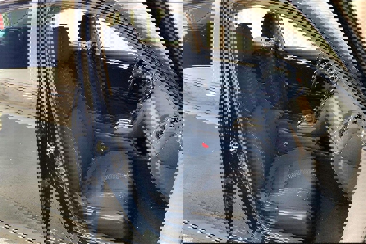 Used 2018 Honda Civic EX-T image 16