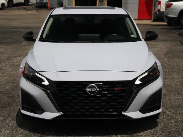 Certified 2024 Nissan Altima 2.0 SR FWD image 7
