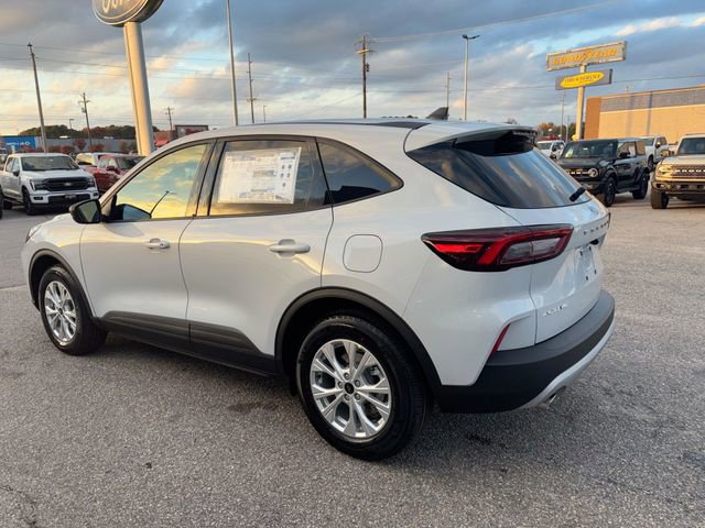New 2026 Ford Escape Active FWD image 8