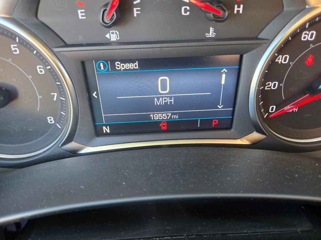 Used 2024 GMC Terrain SLE image 11