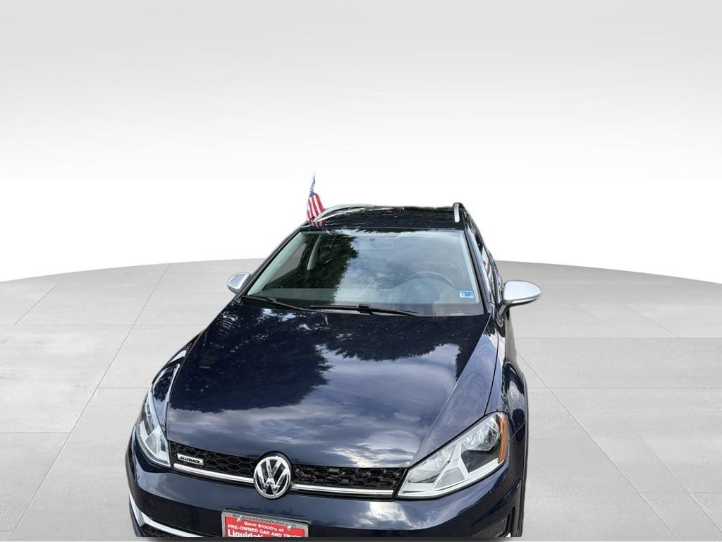 Used 2017 Volkswagen Golf Alltrack SE AWD/4WD image 9