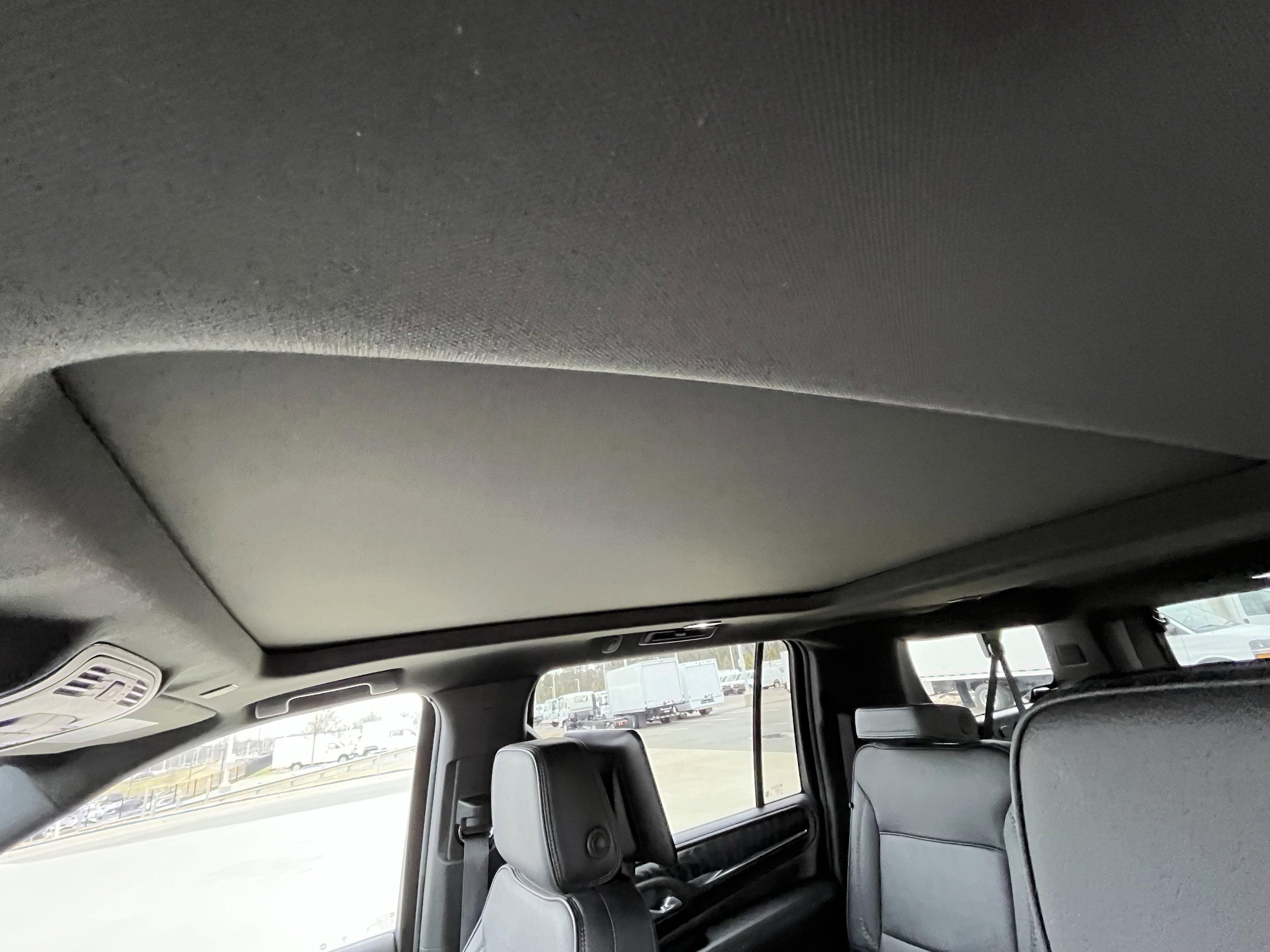 Used 2024 GMC Yukon XL Denali w/ Advanced Technology Package image 24