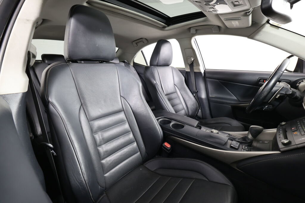 Used 2015 Lexus IS 250 w/ F-Sport Package image 24