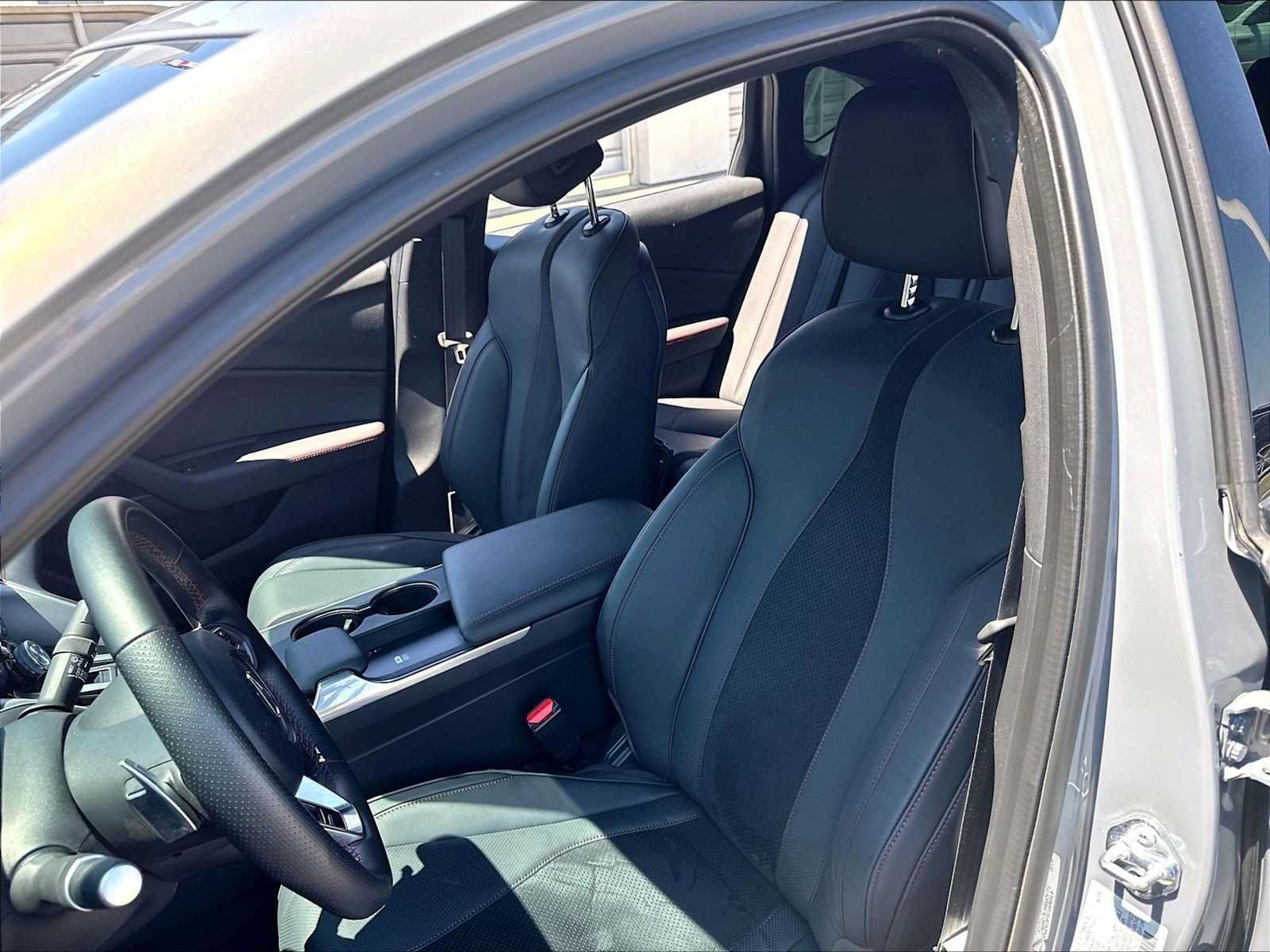 Used 2025 Acura TLX SH-AWD w/ A-SPEC Pkg image 26