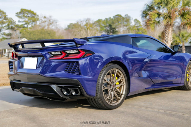 Used 2025 Chevrolet Corvette Stingray Convertible 3LT Z51 w/ Z51 Performance Package image 73