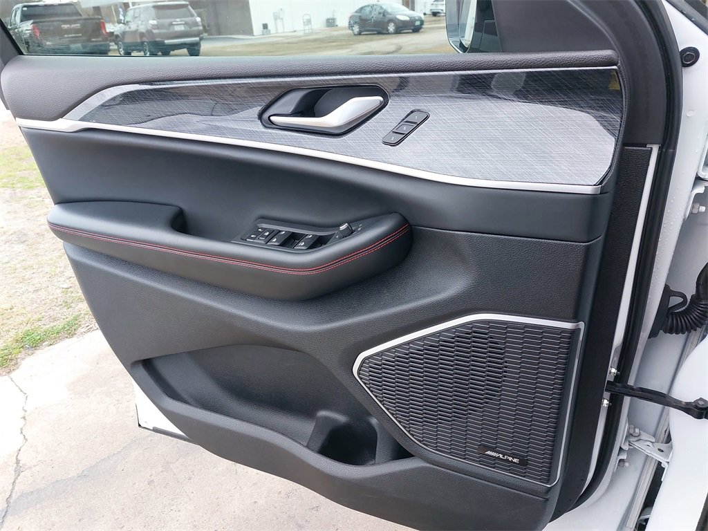 Used 2022 Jeep Grand Cherokee Trailhawk image 23