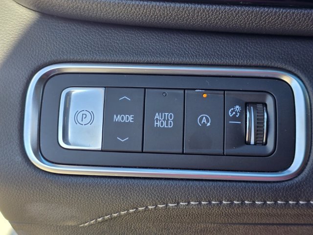 Used 2026 Buick Enclave Sport Touring FWD image 17