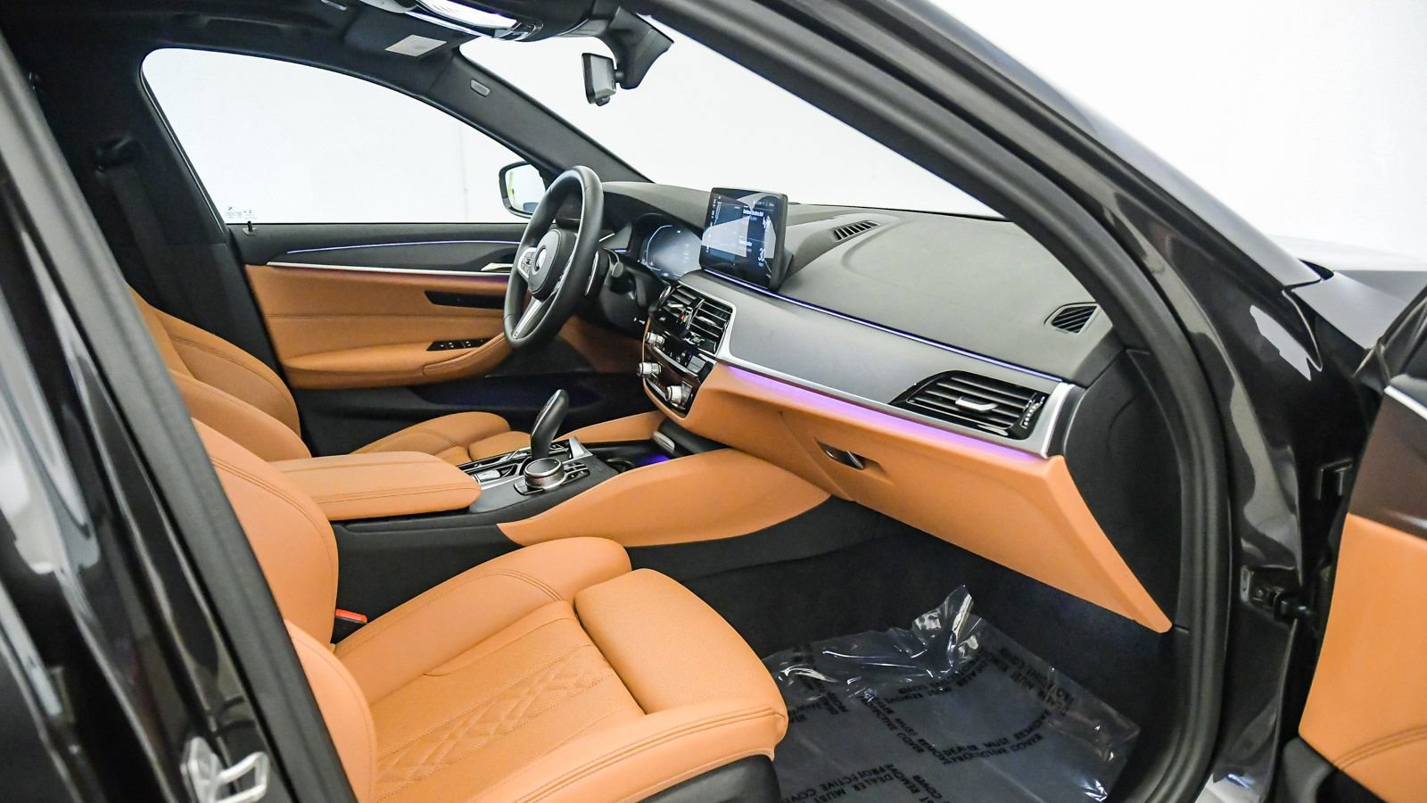 Certified 2023 BMW 540i w/ M Sport Package image 17