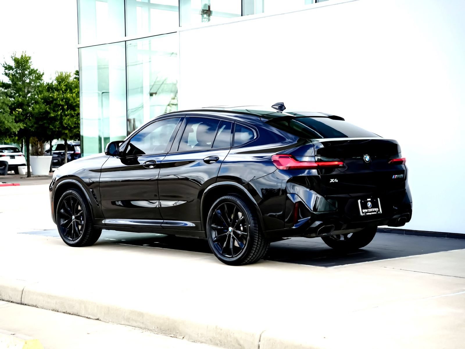 Used 2024 BMW X4 M40i w/ Premium Package AWD/4WD image 11