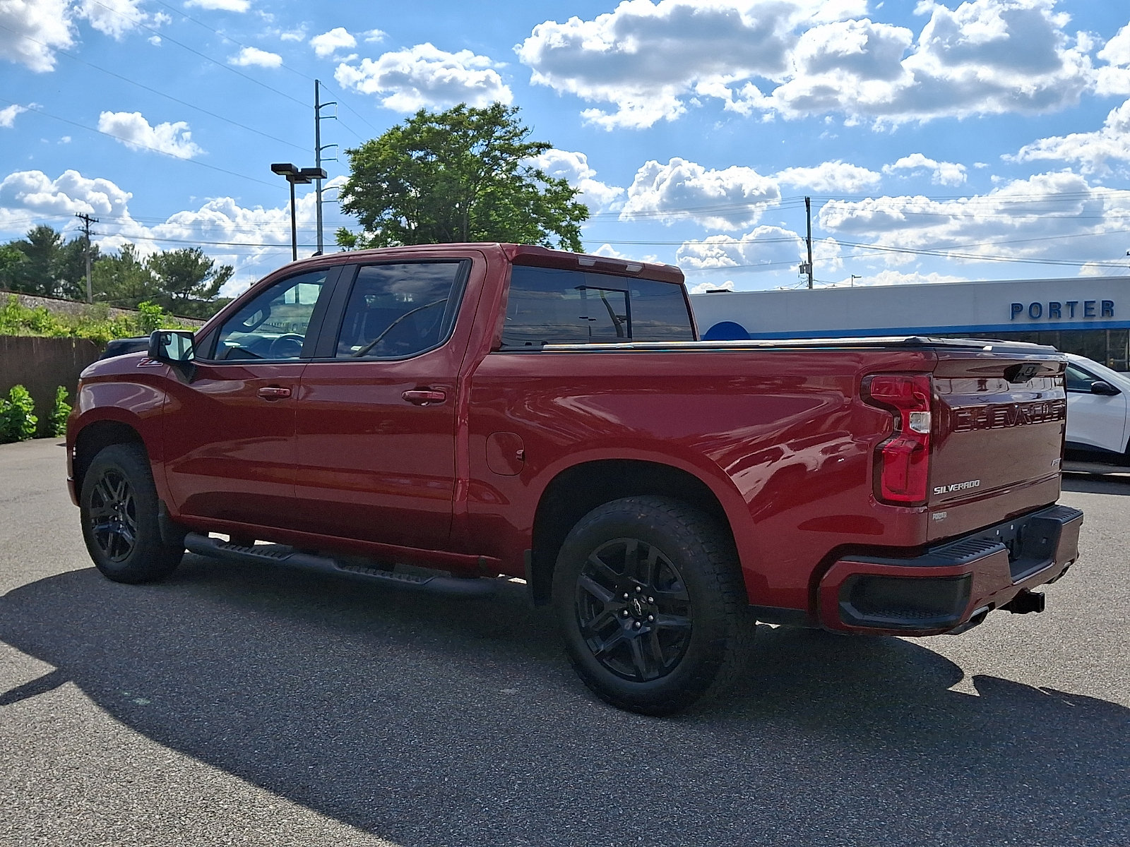 Used 2024 Chevrolet Silverado 1500 RST w/ Convenience Package II AWD/4WD image 4