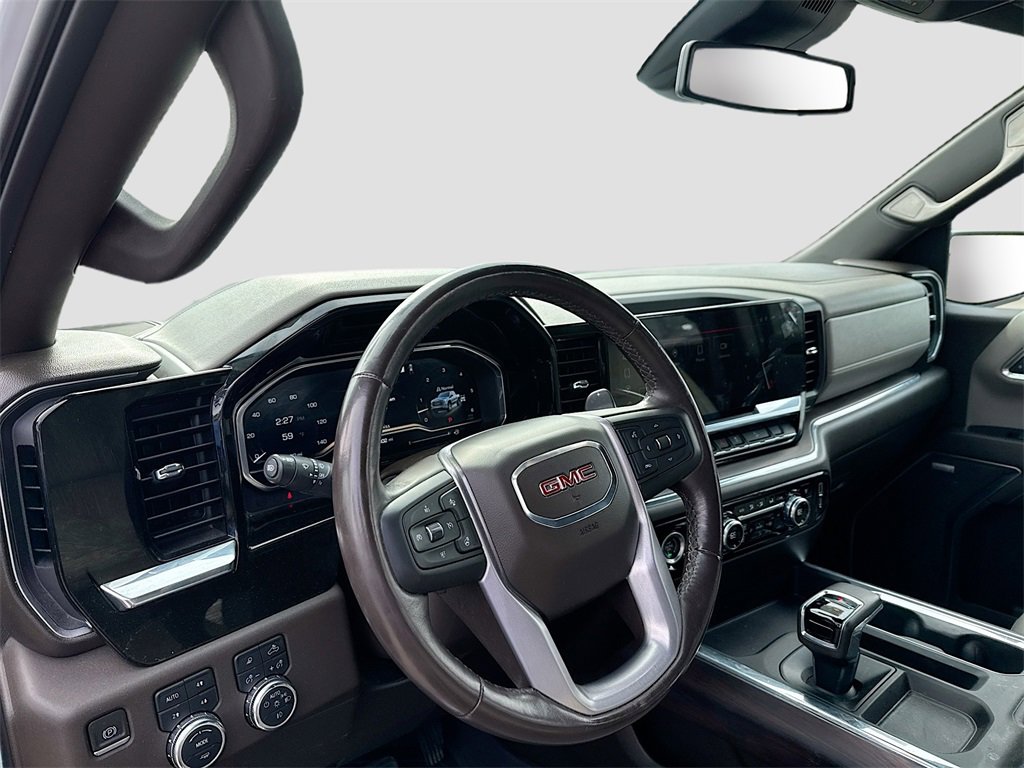 Used 2023 GMC Sierra 1500 SLT image 12