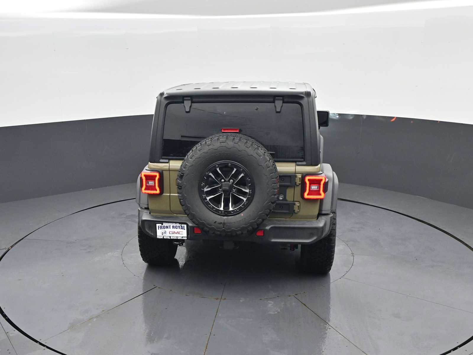 Used 2025 Jeep Wrangler Sport image 41