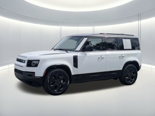 Used 2026 Land Rover Defender 110 X-Dynamic SE AWD/4WD image 1