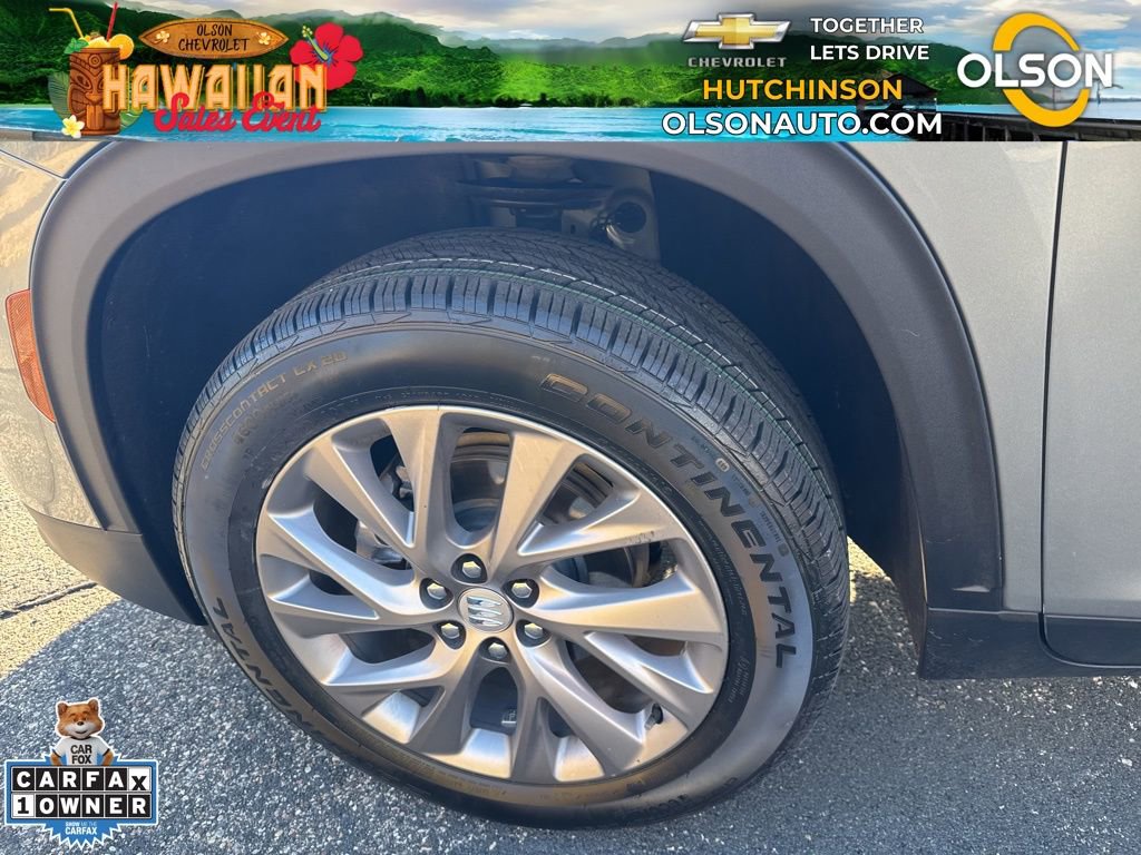 Certified 2025 Buick Enclave Preferred image 9