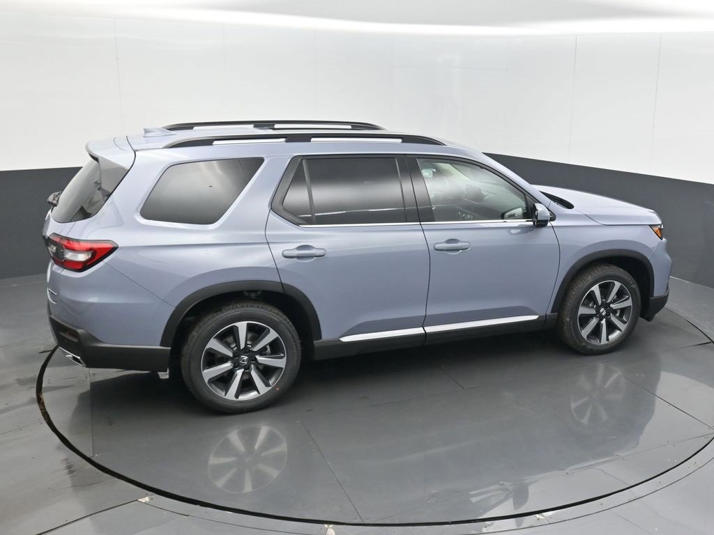 New 2025 Honda Pilot Touring image 24