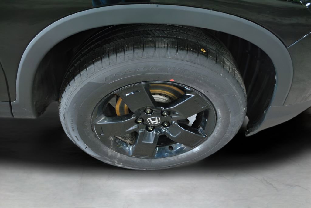 Certified 2024 Honda Ridgeline Black Edition image 10