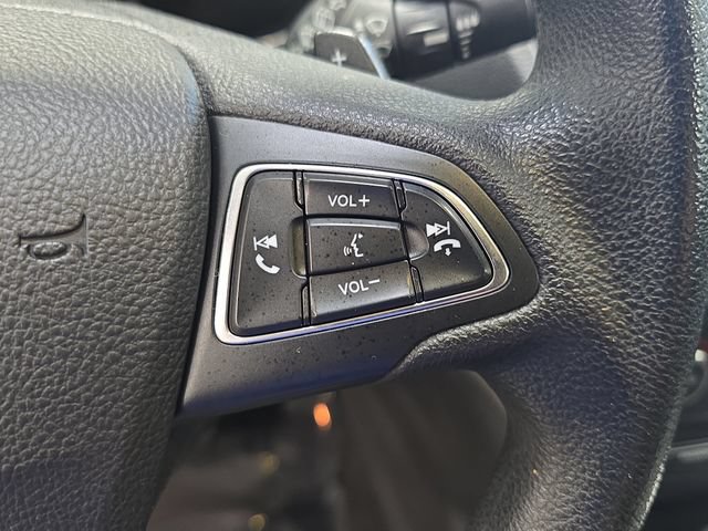 Used 2017 Ford Escape SE FWD image 19