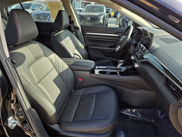 Certified 2025 Nissan Altima 2.5 SR w/ SR Premium Package image 15