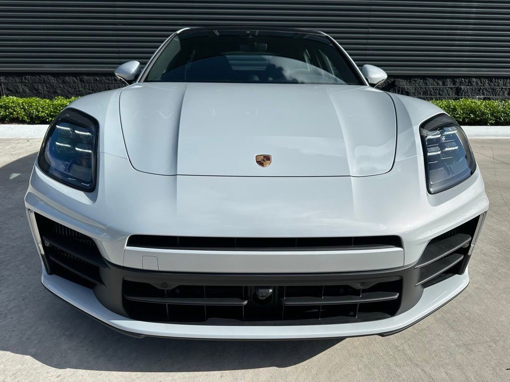 Used 2025 Porsche Panamera 4 image 7