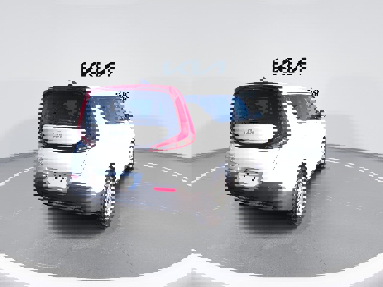 Certified 2022 Kia Soul LX w/ Technology Package image 8