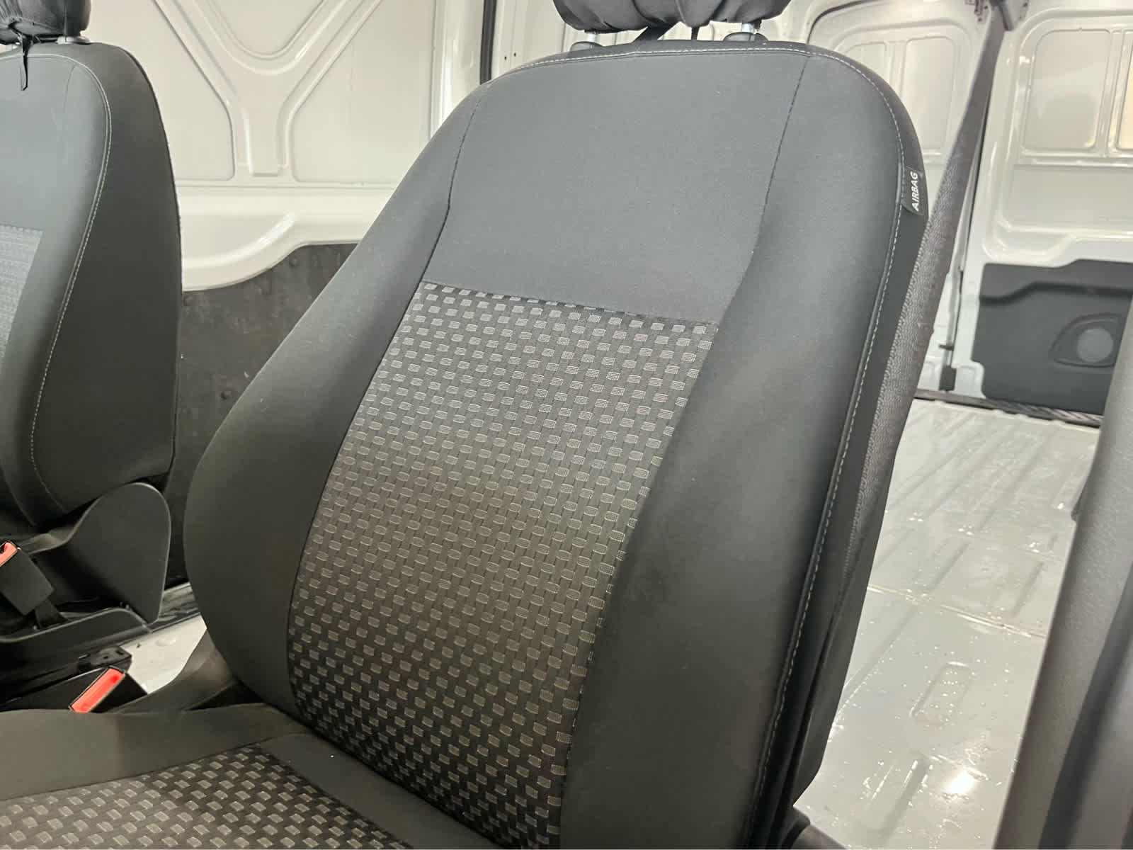 Used 2024 Ford Transit 250 148 Medium Roof RWD image 13