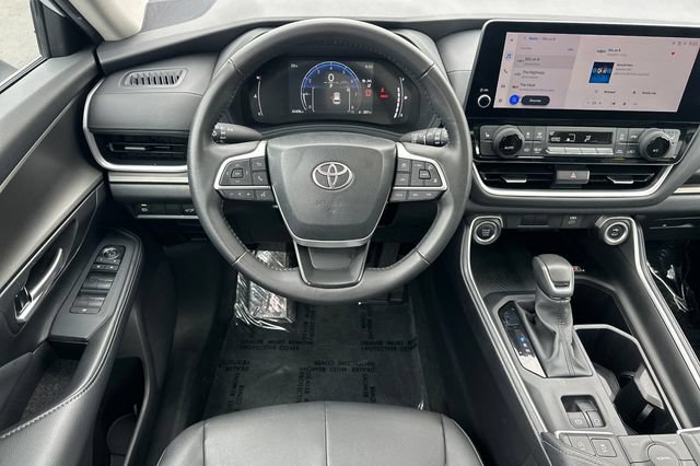 Certified 2025 Toyota Grand Highlander AWD image 18
