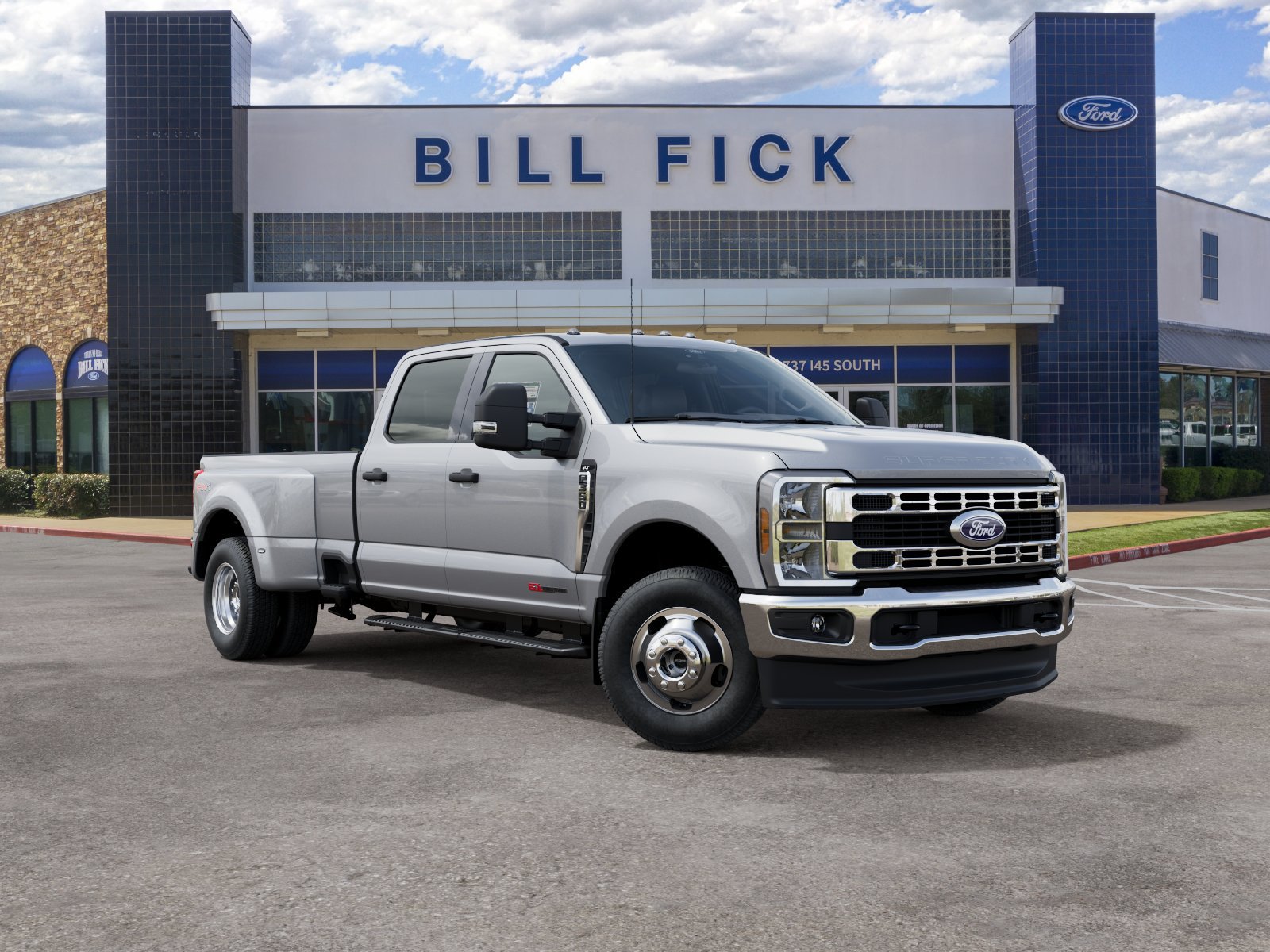 New 2027 Ford F350 XLT w/ FX4 Off-Road Package AWD/4WD image 4