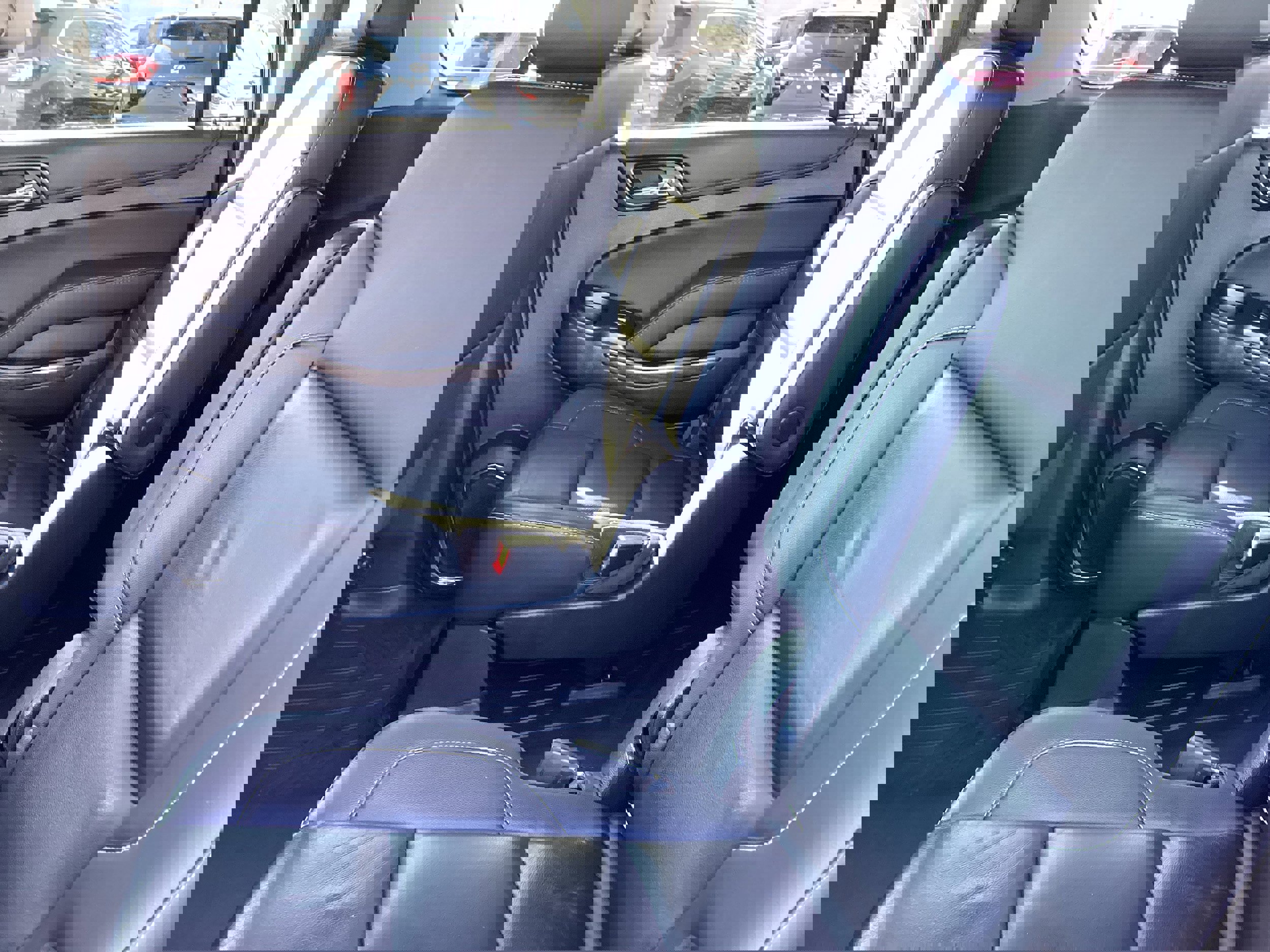 Used 2019 Chevrolet Suburban LT w/ LT Signature Package image 13