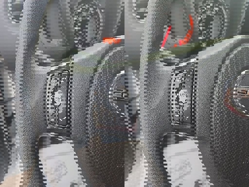 Used 2010 Scion xD image 19