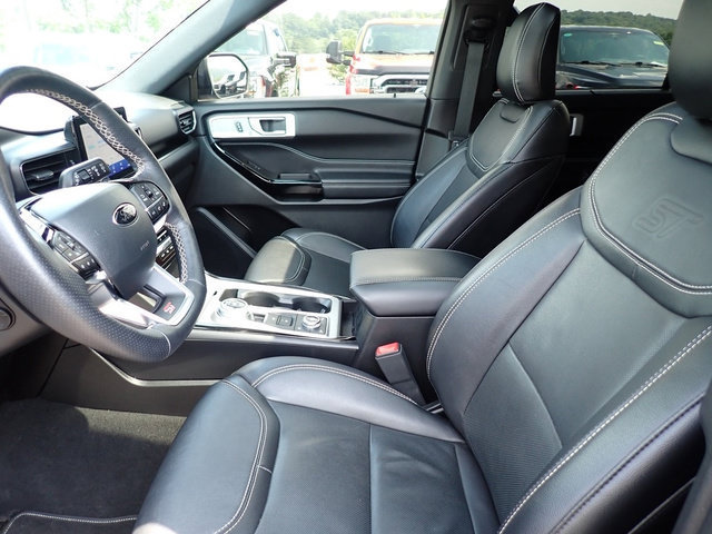 Certified 2022 Ford Explorer ST w/ Equipment Group 401A AWD/4WD image 18