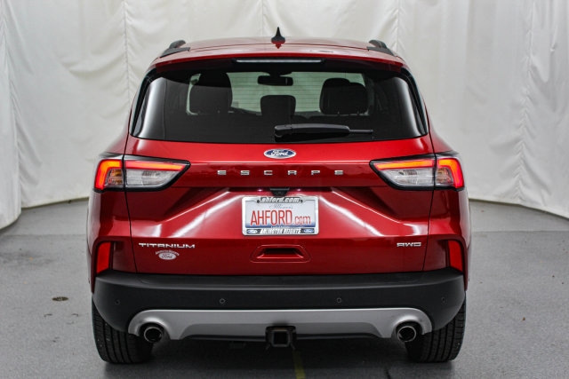 Certified 2022 Ford Escape Titanium w/ Titanium Elite Package AWD/4WD image 7