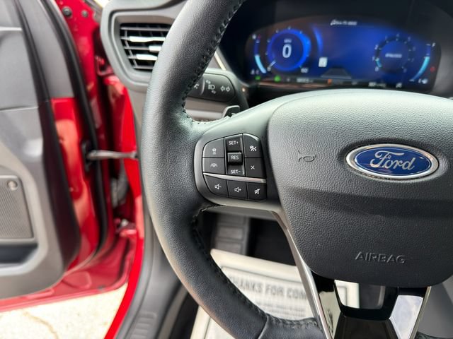 Used 2020 Ford Escape Titanium AWD/4WD image 39
