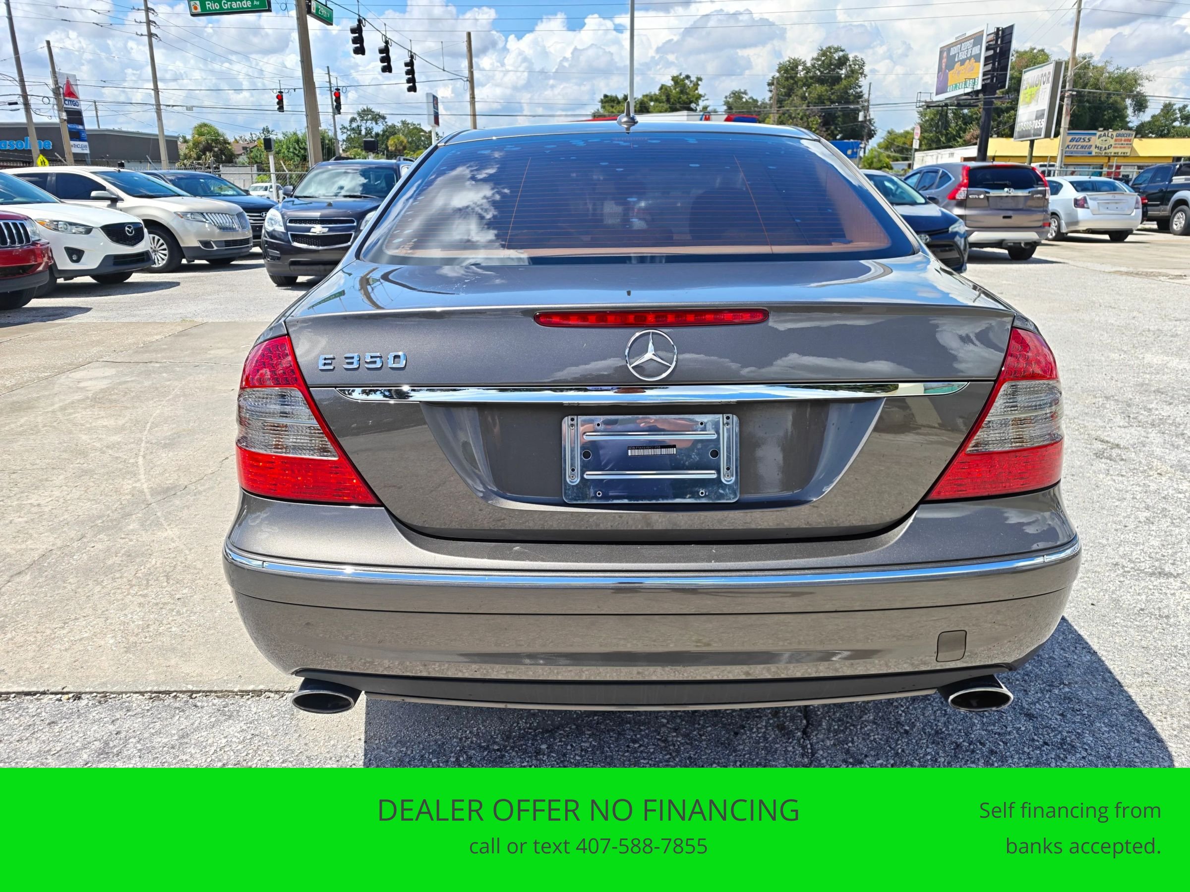 Used 2009 Mercedes-Benz E 350 Sedan image 4