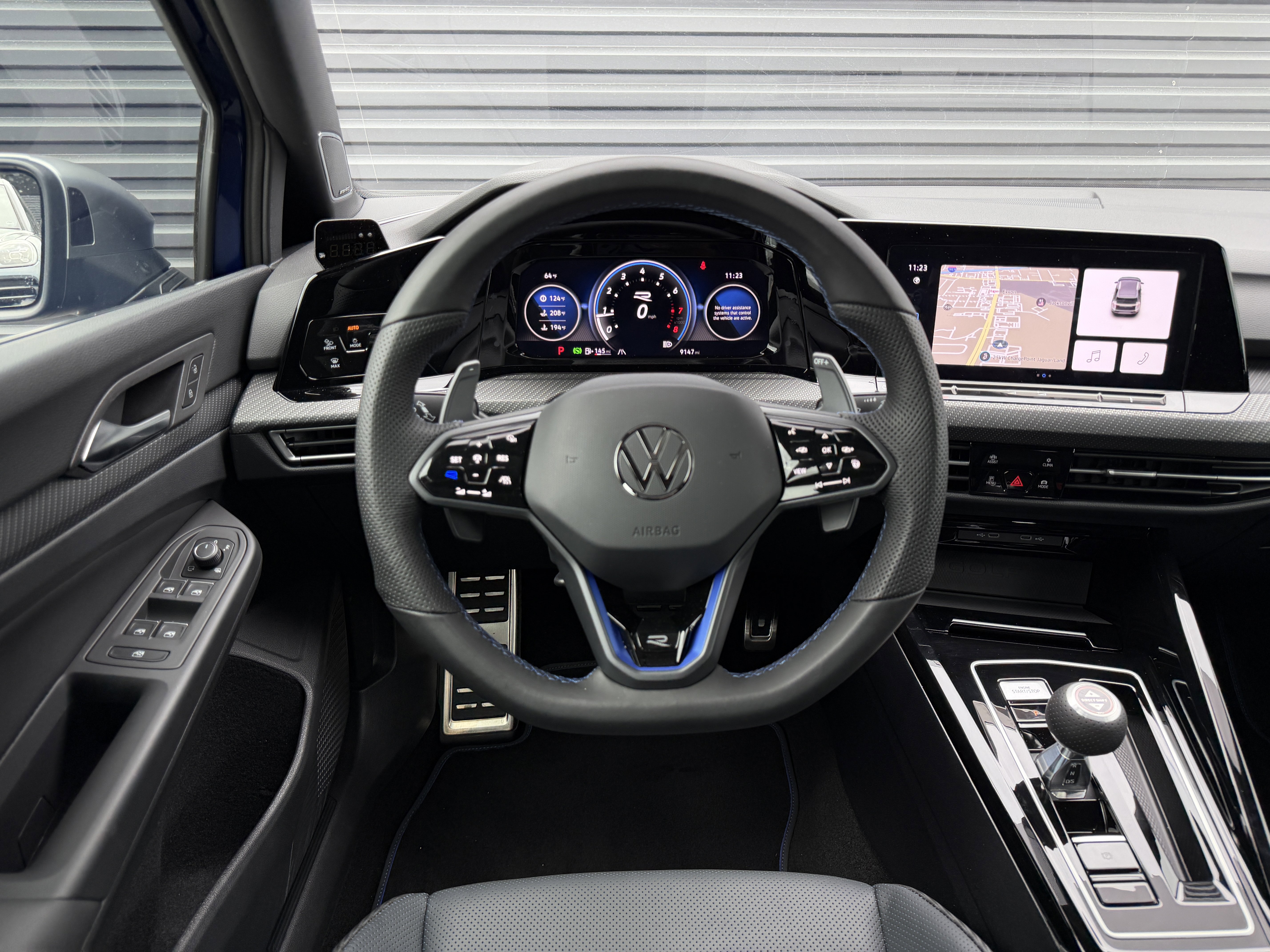 Used 2024 Volkswagen Golf R image 34