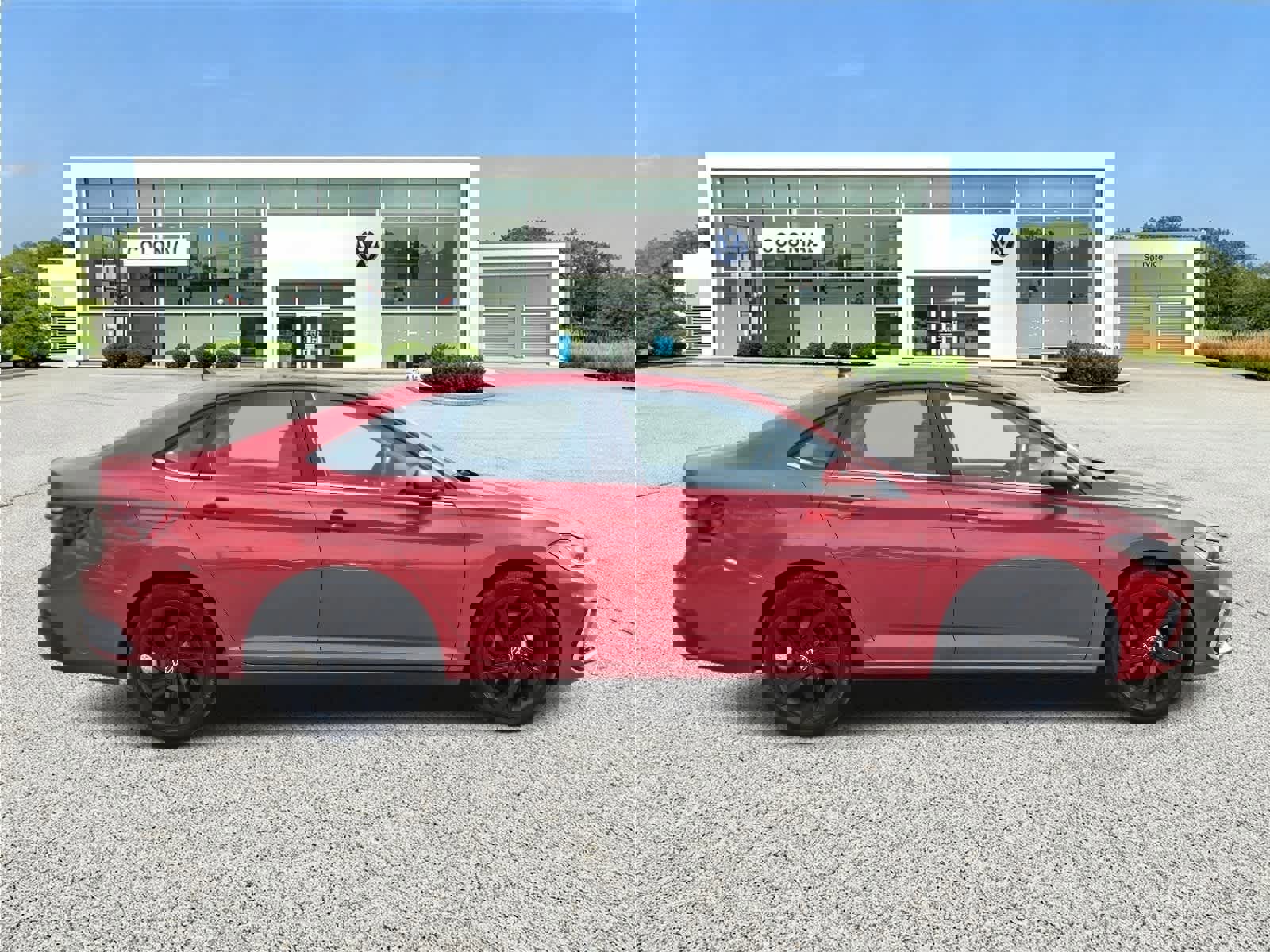 Certified 2025 Volkswagen Jetta SE w/ Sunroof Package image 11