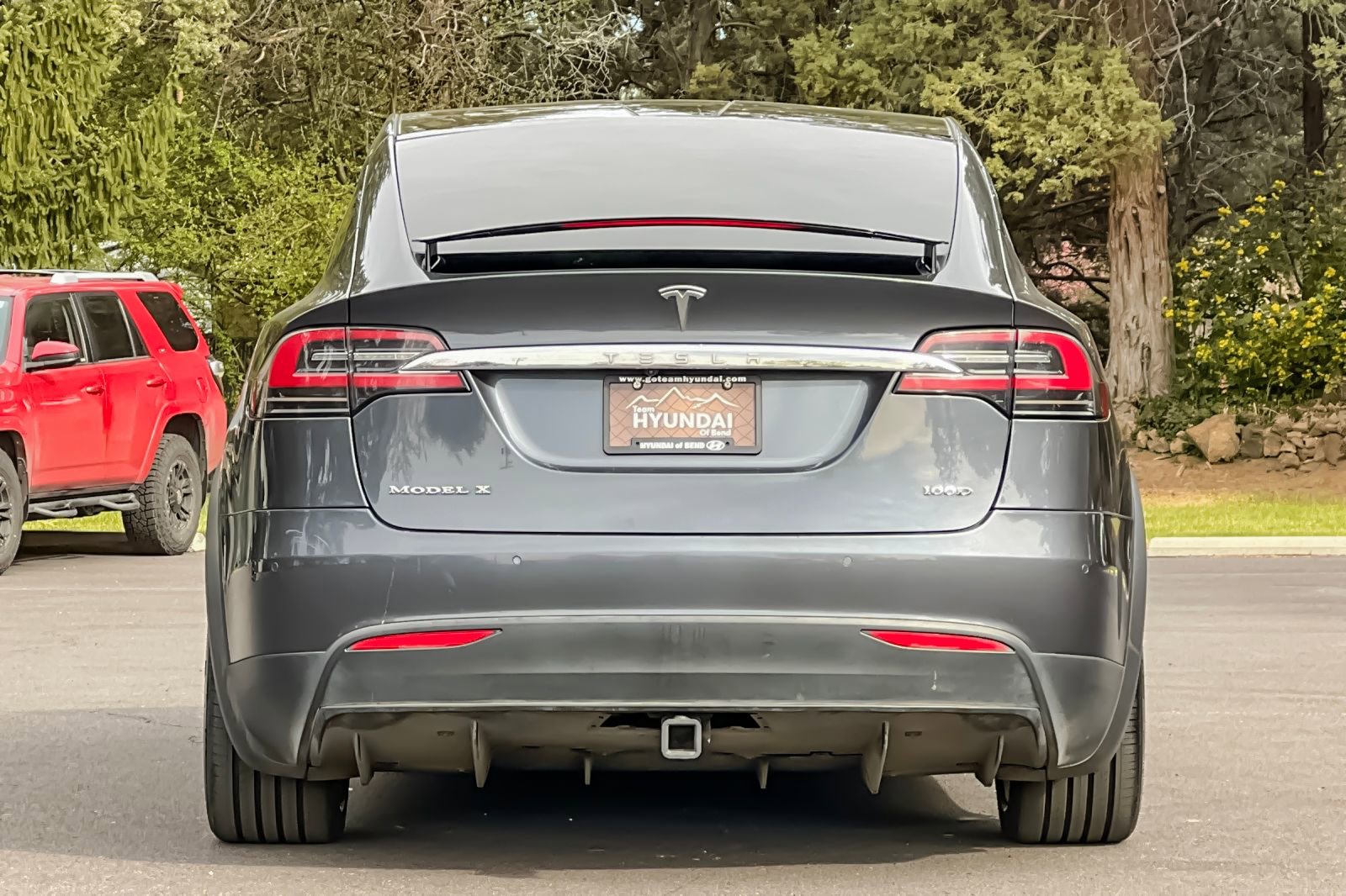 Used 2018 Tesla Model X 100D image 5